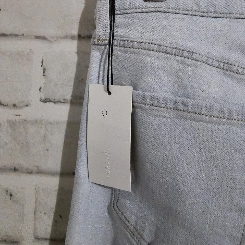 NEW J Brand Adele‎ Midrise Straight Jean Visionary Light Wash size 26